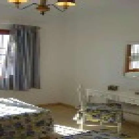 Vila Puerto Del Carmen Sleeps 6 Pool Wifi T691347